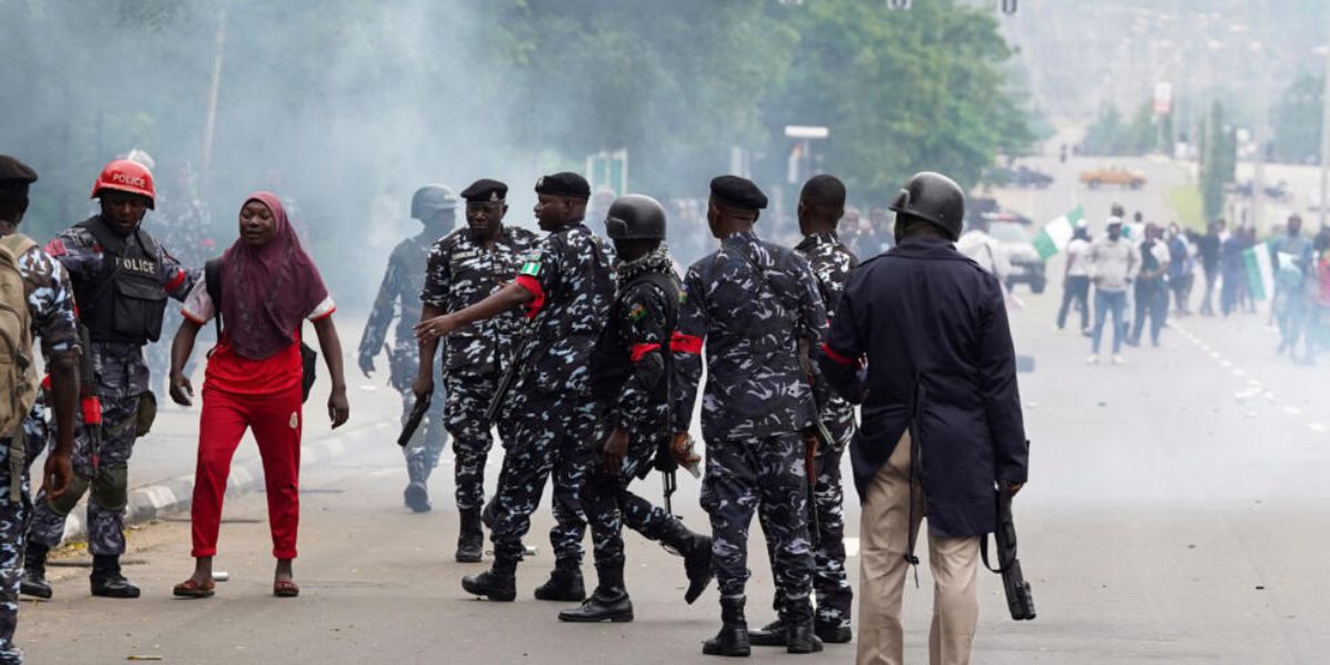 Nigéria: au moins 13 morts lors des manifestations