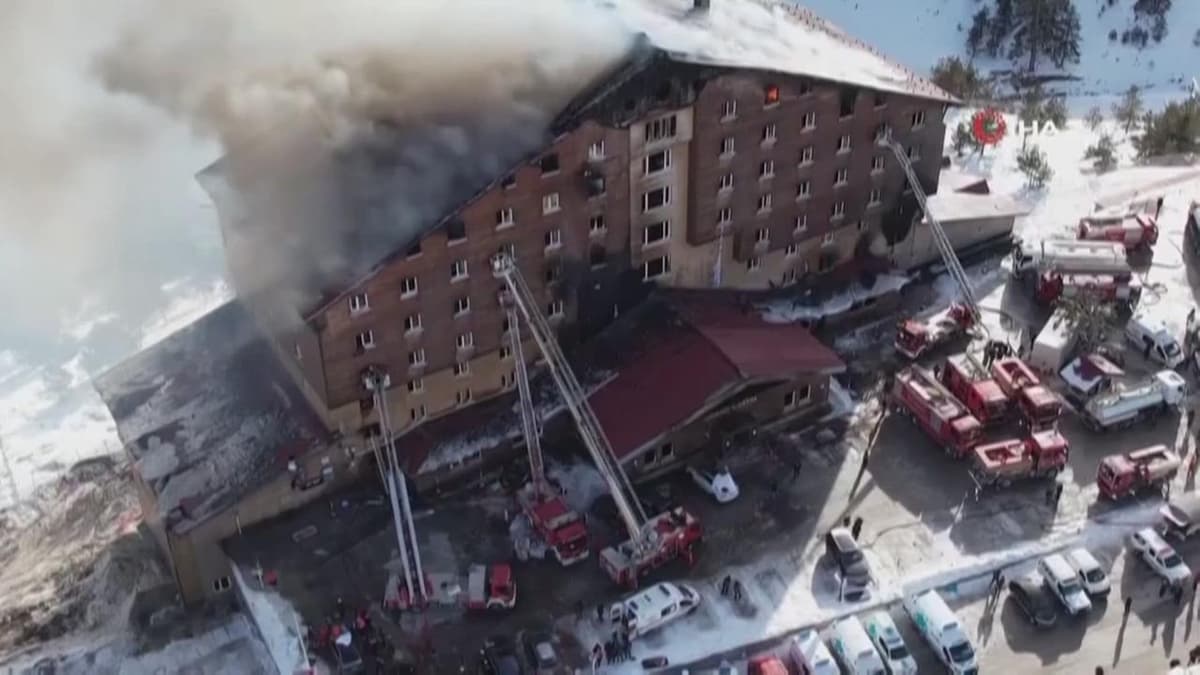 Turquie: un incendie dans un hôtel fait 66 morts dans une station de ski