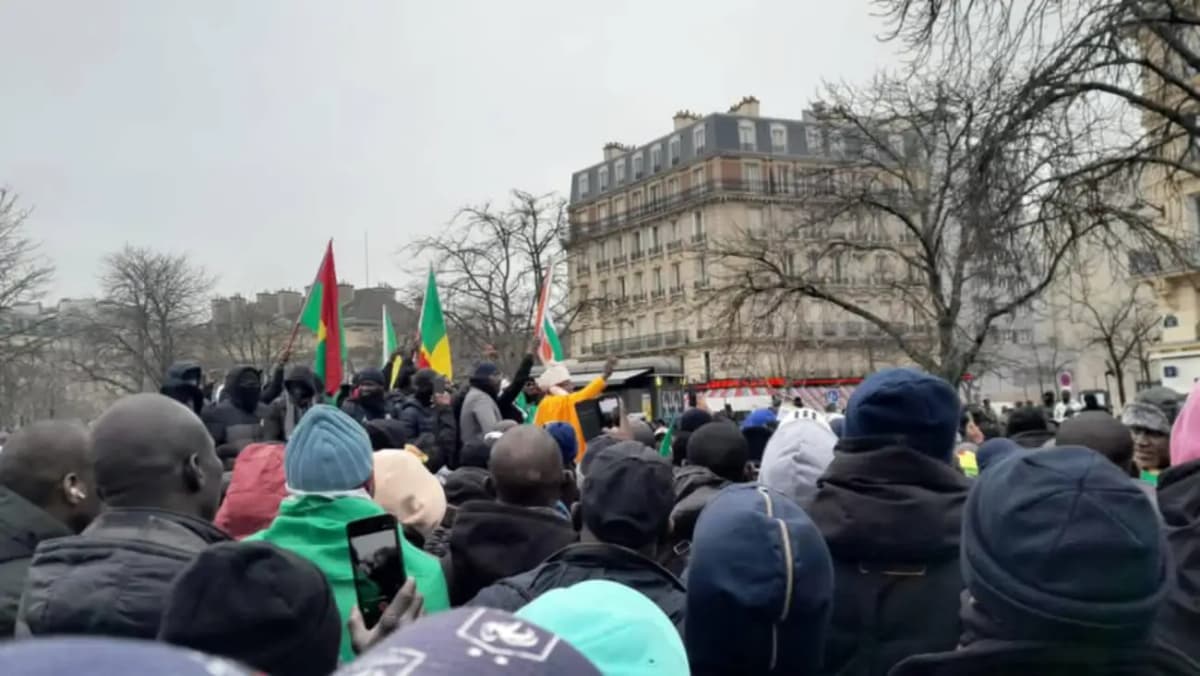 Manifestation à  Paris en soutien au pays de l’AES