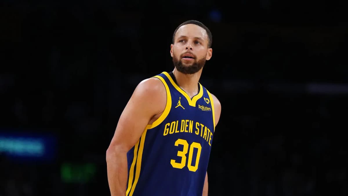 NBA: Steph Curry entre encore un peu plus dans l’histoire