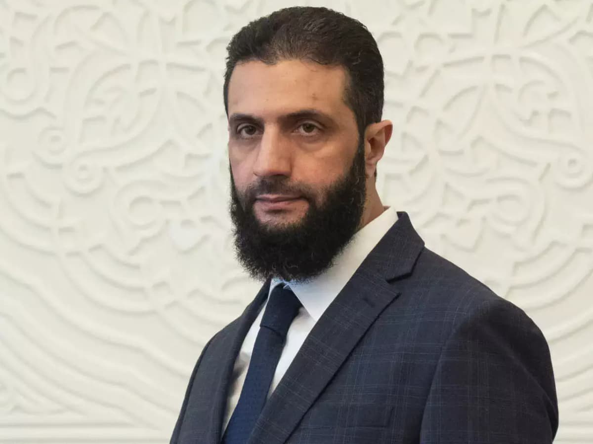 Rencontre Emmanuel Macron – Ahmed El-Charaah: l’essentiel à retenir