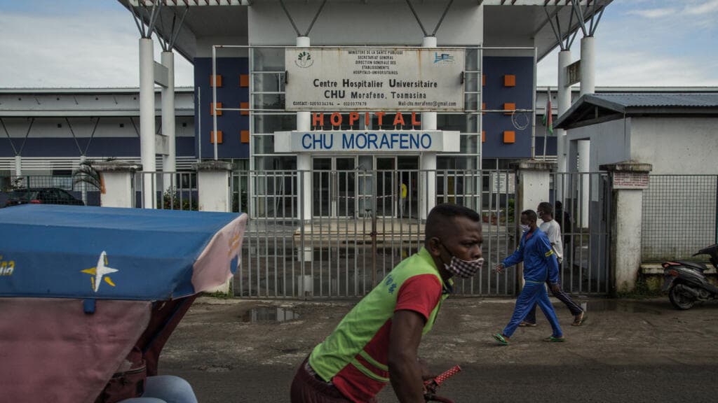 Madagascar : le CHU de Morafeno à Tamatave dévasté par le cyclone Gezani, bloc opératoire hors service