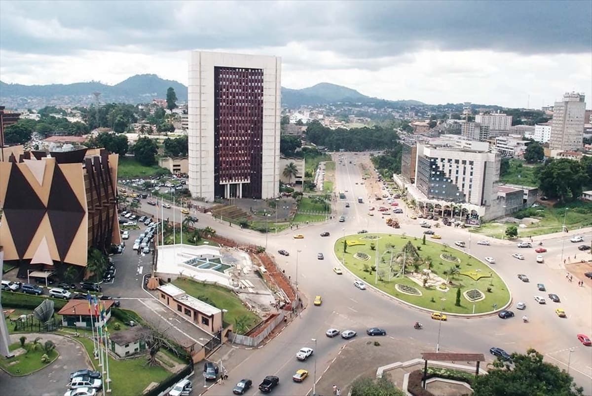 Cameroun : Plan d’émissions étalées et consultation des investisseurs pour mobiliser 400 milliards FCFA en 2026