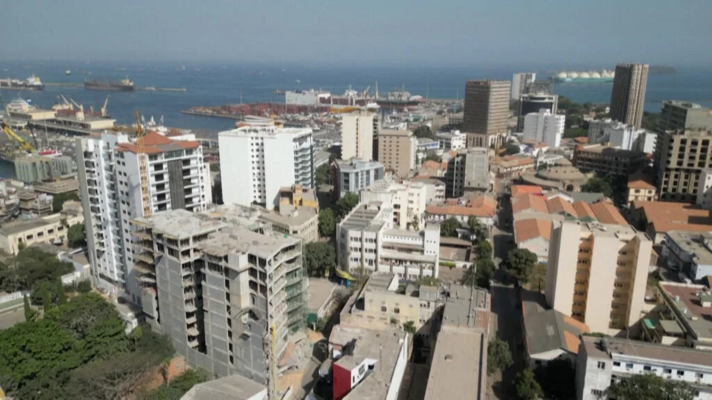 Sénégal : accord de 2,2 milliards de dollars avec le FMI sous pression de Pastef