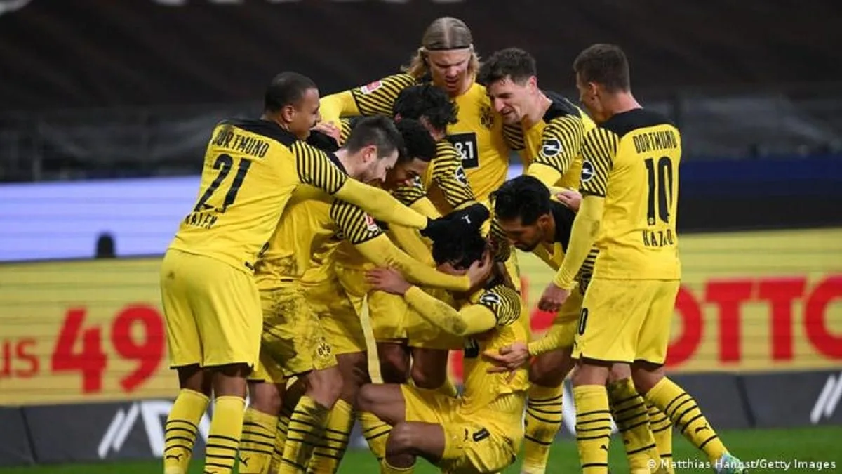 Bundesliga: Beier propels Dortmund to the top with 12 points from 12