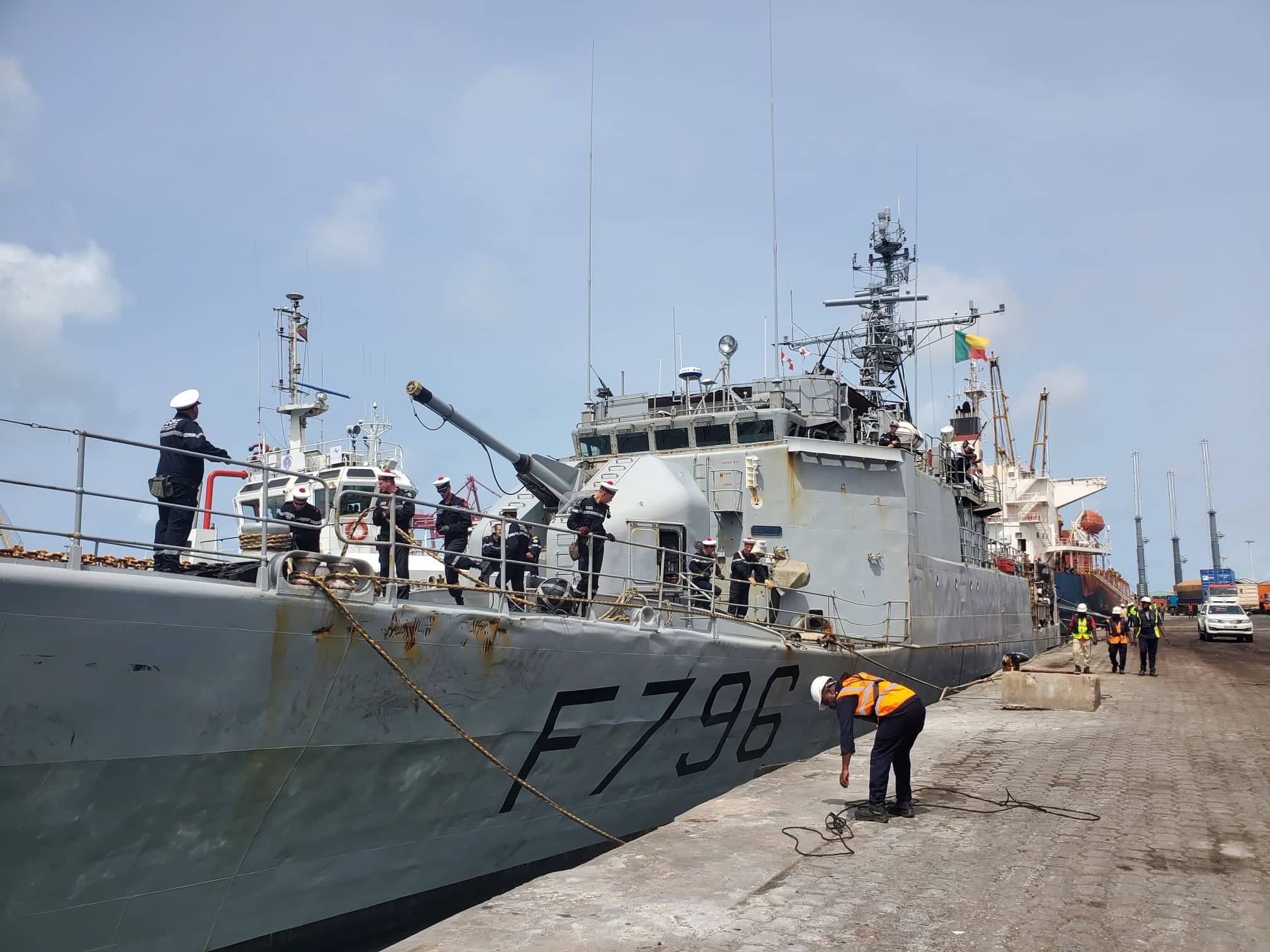 Sécurité maritime dans le golfe de Guinée: un patrouilleur francais en escale au Bénin