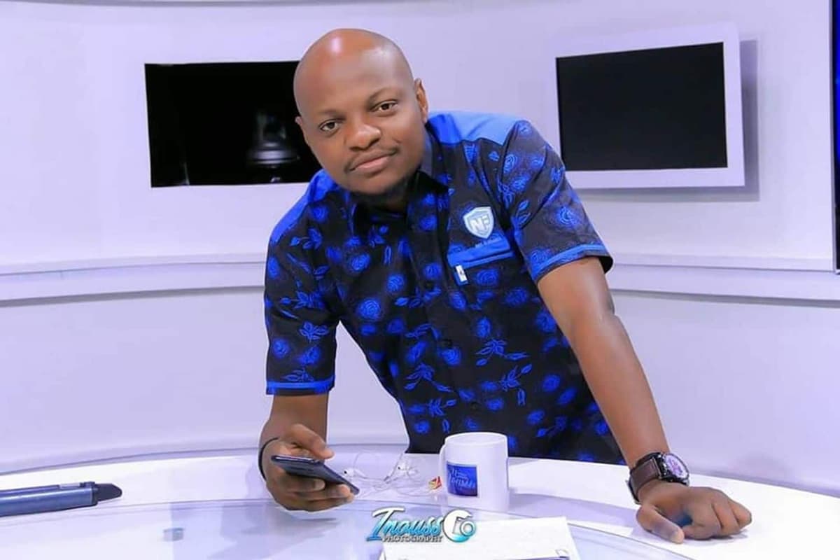 Willy Dumbo de lieutenant de la Marine à  humoriste: ce parcours que vous ignoriez de sa vie