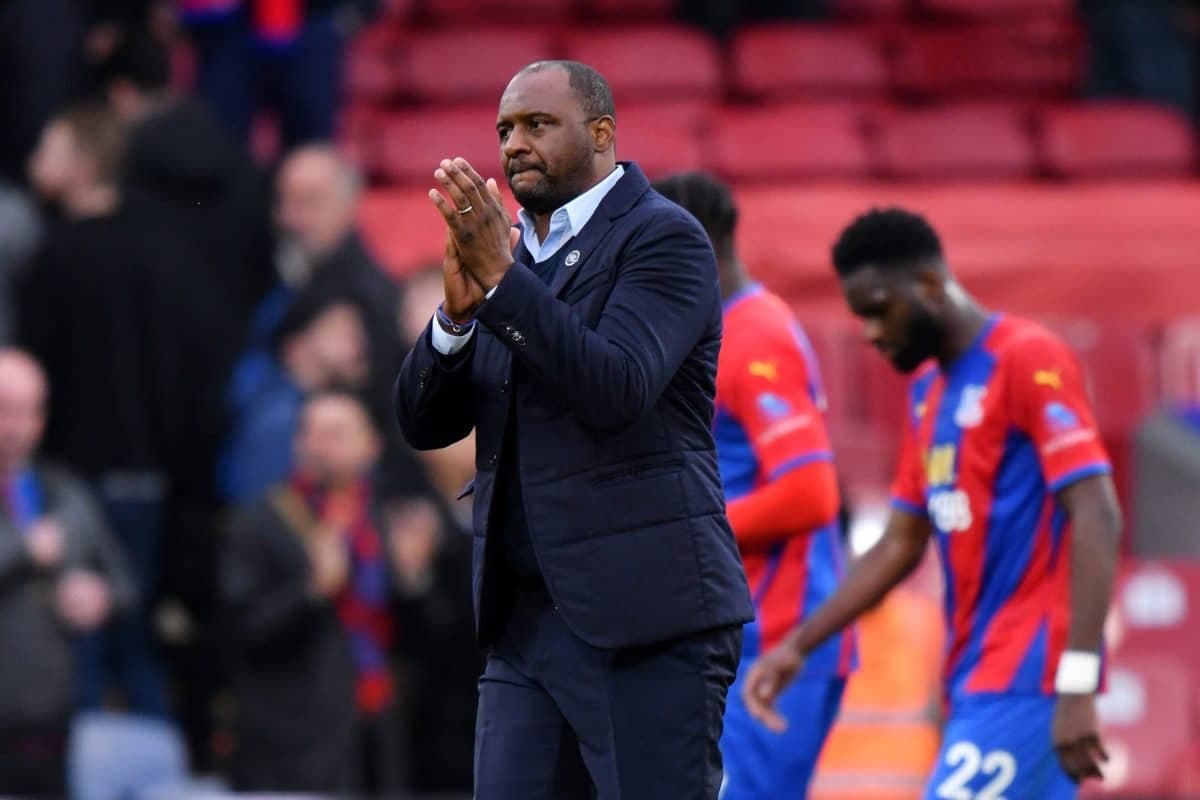 Angleterre: Patrick Vieira frappe un supporter, la police ouvre une enquête