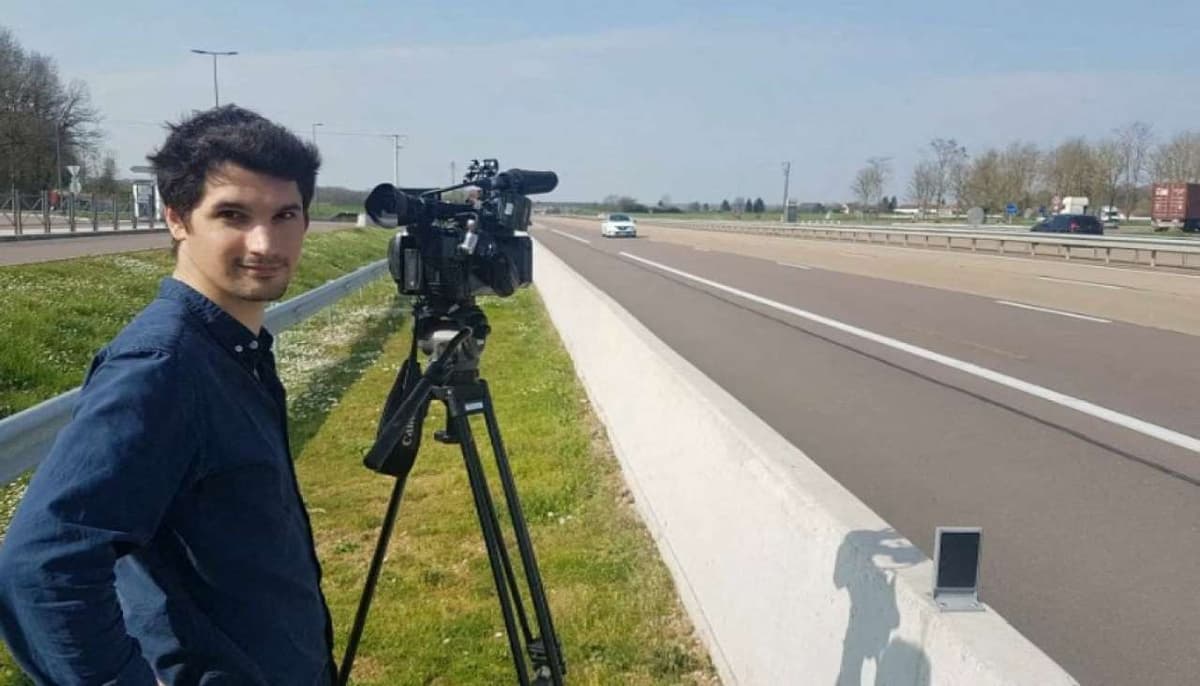 Le corps du journaliste Frédéric Leclerc-Imhoff, tué en Ukraine, rapatrié en France