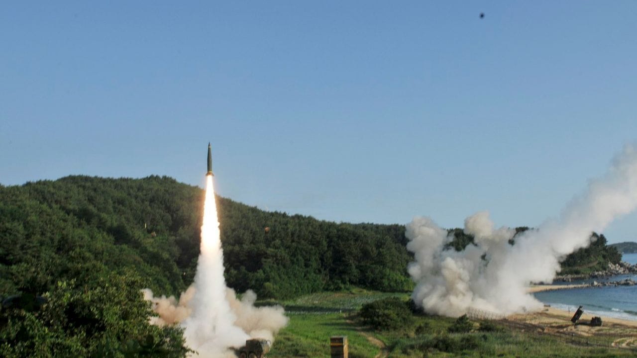 La Corée du Nord tire un missile en direction de la mer du Japon
