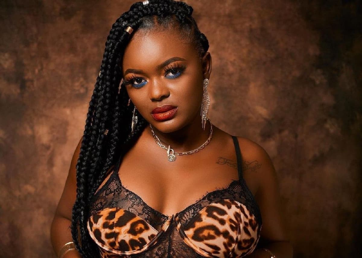 « Tu mérites ton bonheur… »: Créol soutient Josey et s’attire la foudre des internautes