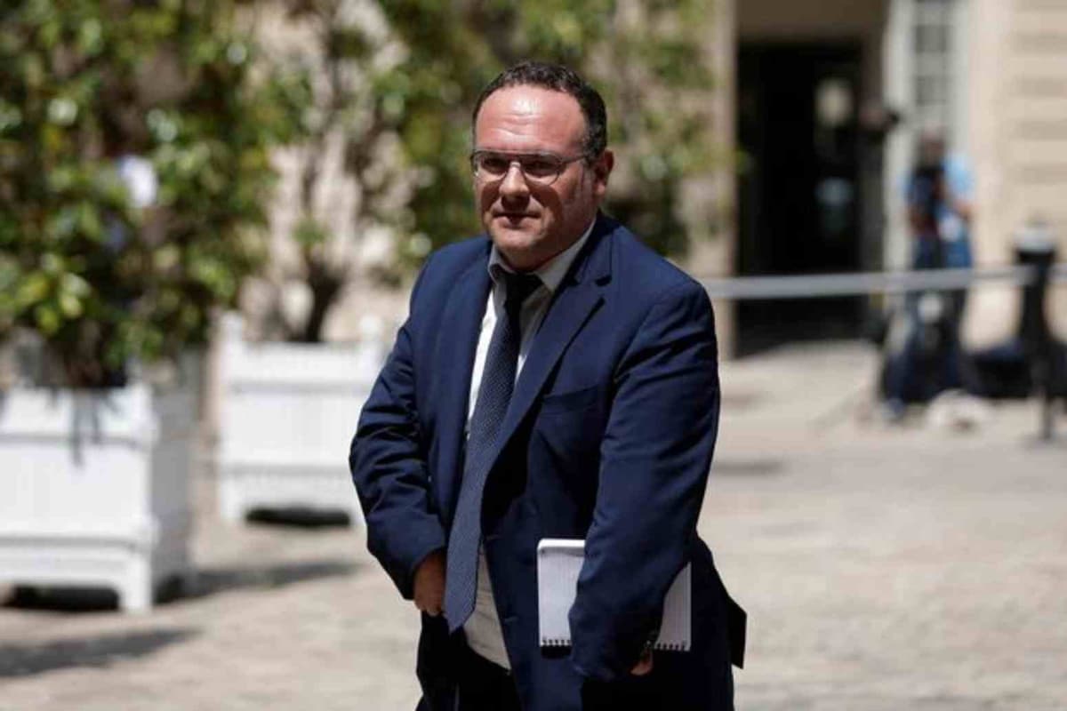 France: une élue centriste dépose une plainte contre le ministre Abad pour tentative de viol
