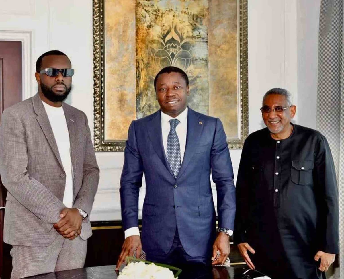 Togo: le chanteur congolais Gims reçu par le président Faure Gnassingbé