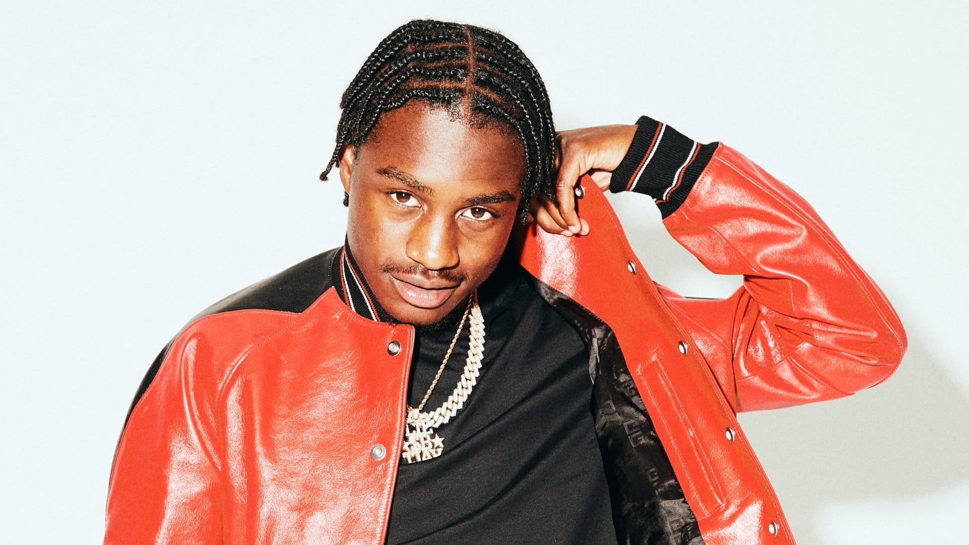 New York: Le rappeur Lil Tjay gravement blessé par balle suite à  une fusillade