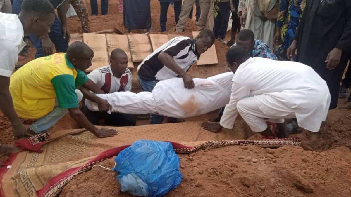 Attaque terroriste de Dassari: le policier Moustapha Mohamed Bio Kékéré inhumé