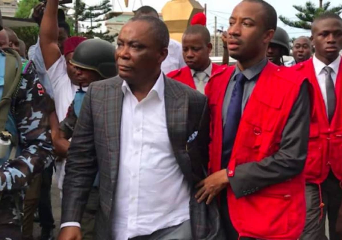Nigéria: le sénateur Peter Nwaoboshi condamné à  7 ans de prison pour blanchiment d’argent