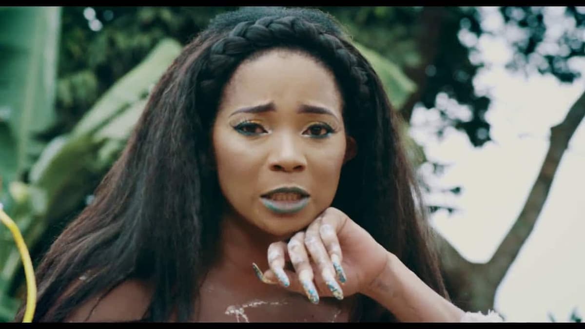 « J’ai dit Oui », ces détails qui sèment le doute sur le prétendu mariage de Lady Ponce (vidéos)