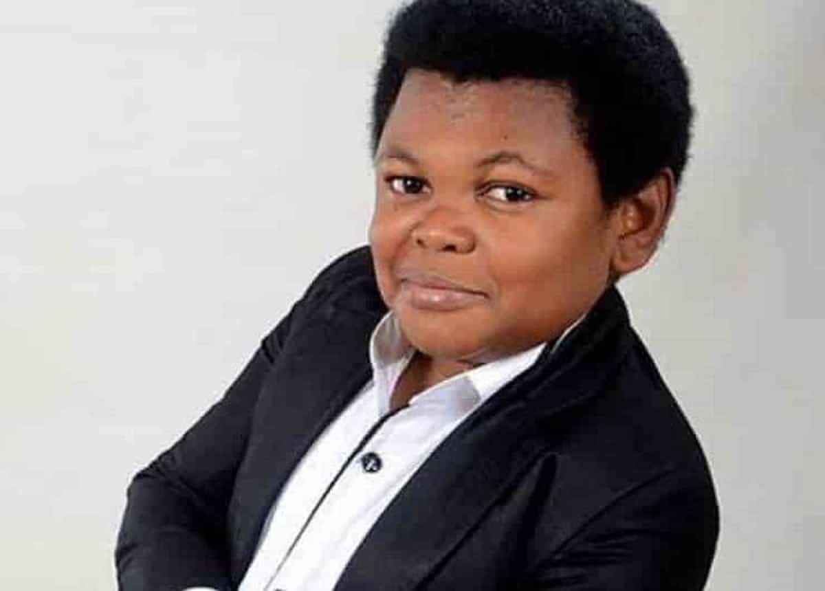 «Je suis né normalement mais j’ai arrêté de grandir… », l’acteur Osita Iheme se confie sur sa taille