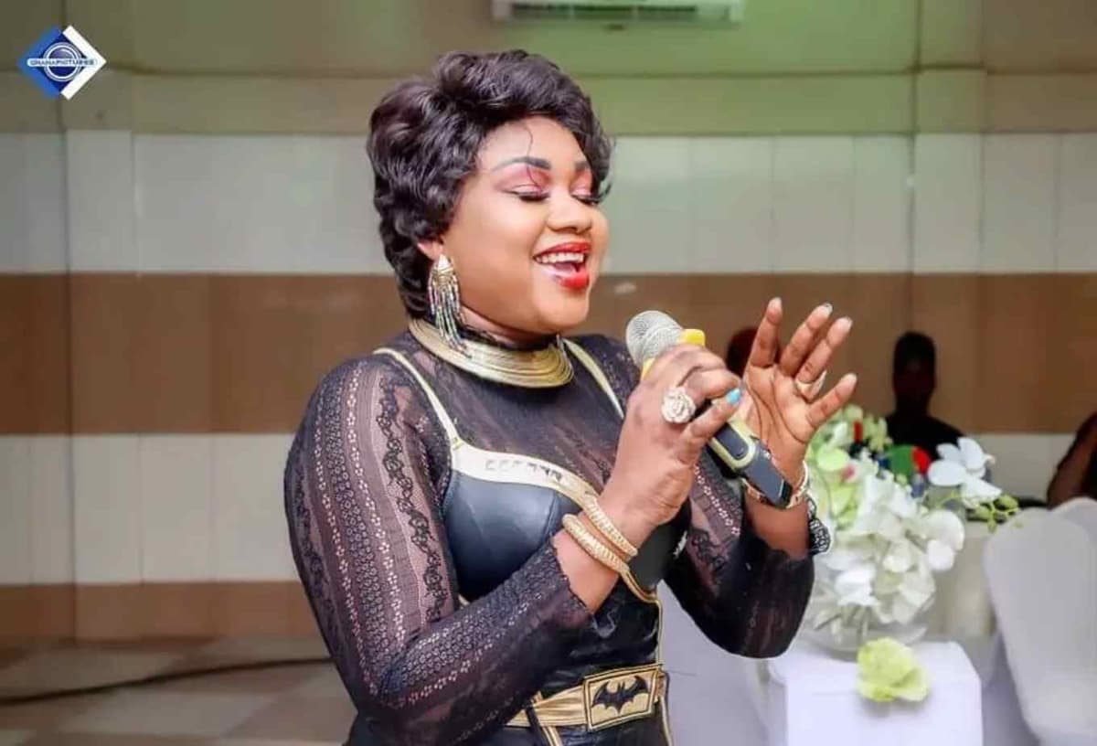 Tiktok au Bénin: atteinte à  la pudeur, prostitution, débauche, … Pélagie La Vibreuse brise le silence