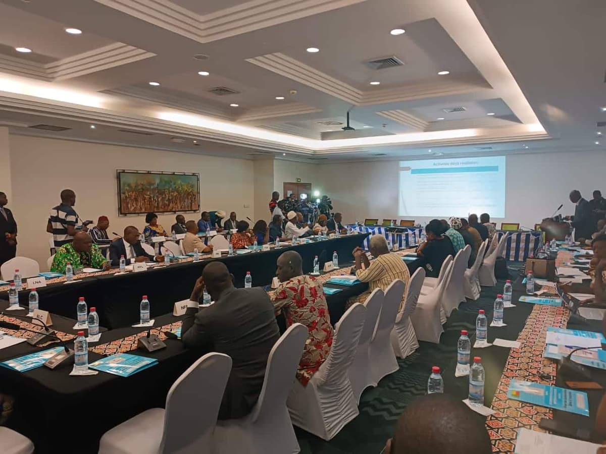 Législatives 2023 au Bénin: la Céna échange avec les partis sur le processus électoral