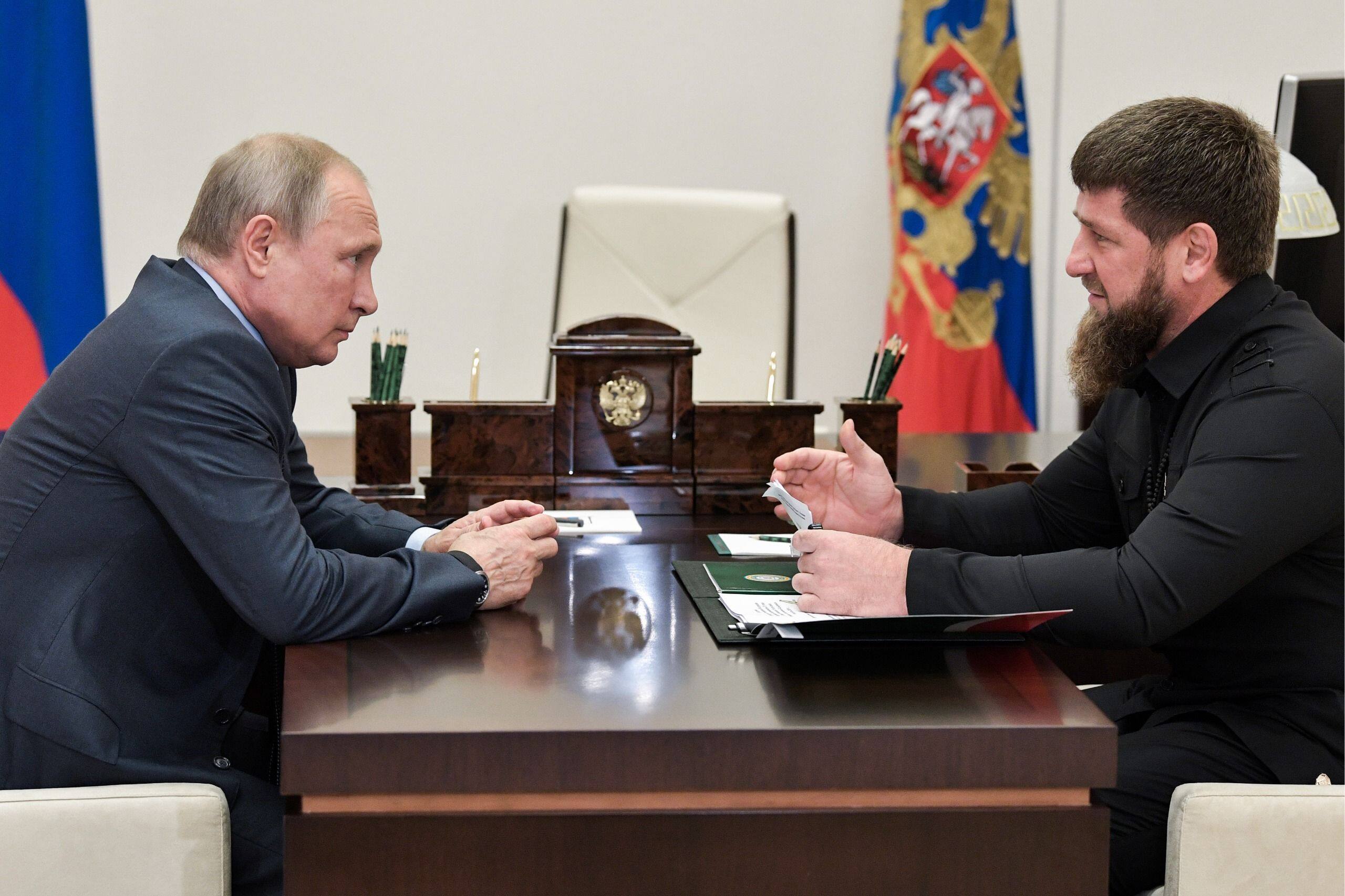 « L’Occident tombera à  genoux »: Ramzan Kadyrov, fidèle allié de Vladimir Poutine