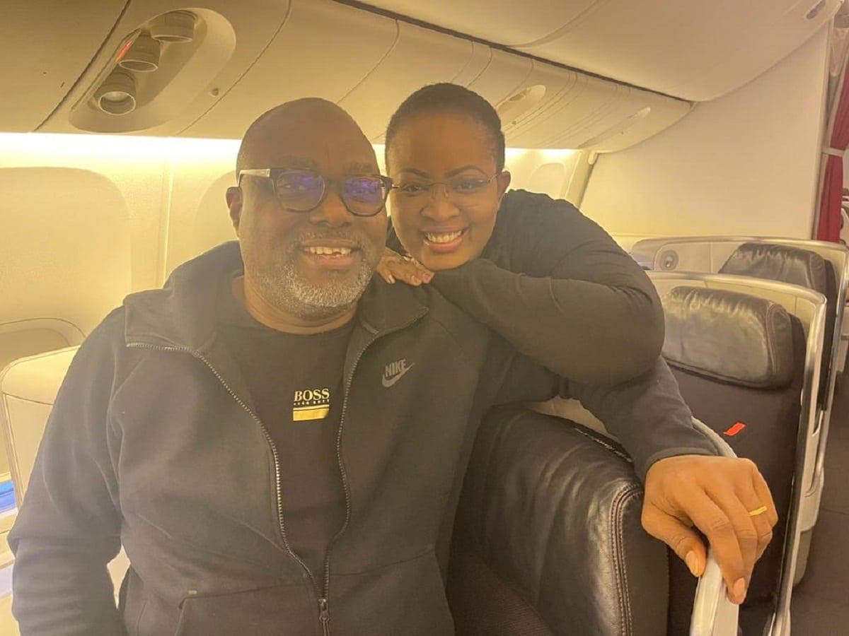 «Â Joyeuses noces de soie à  nous Wakili AlafeÂ », Tata Nahomi célèbre 12 ans de mariage