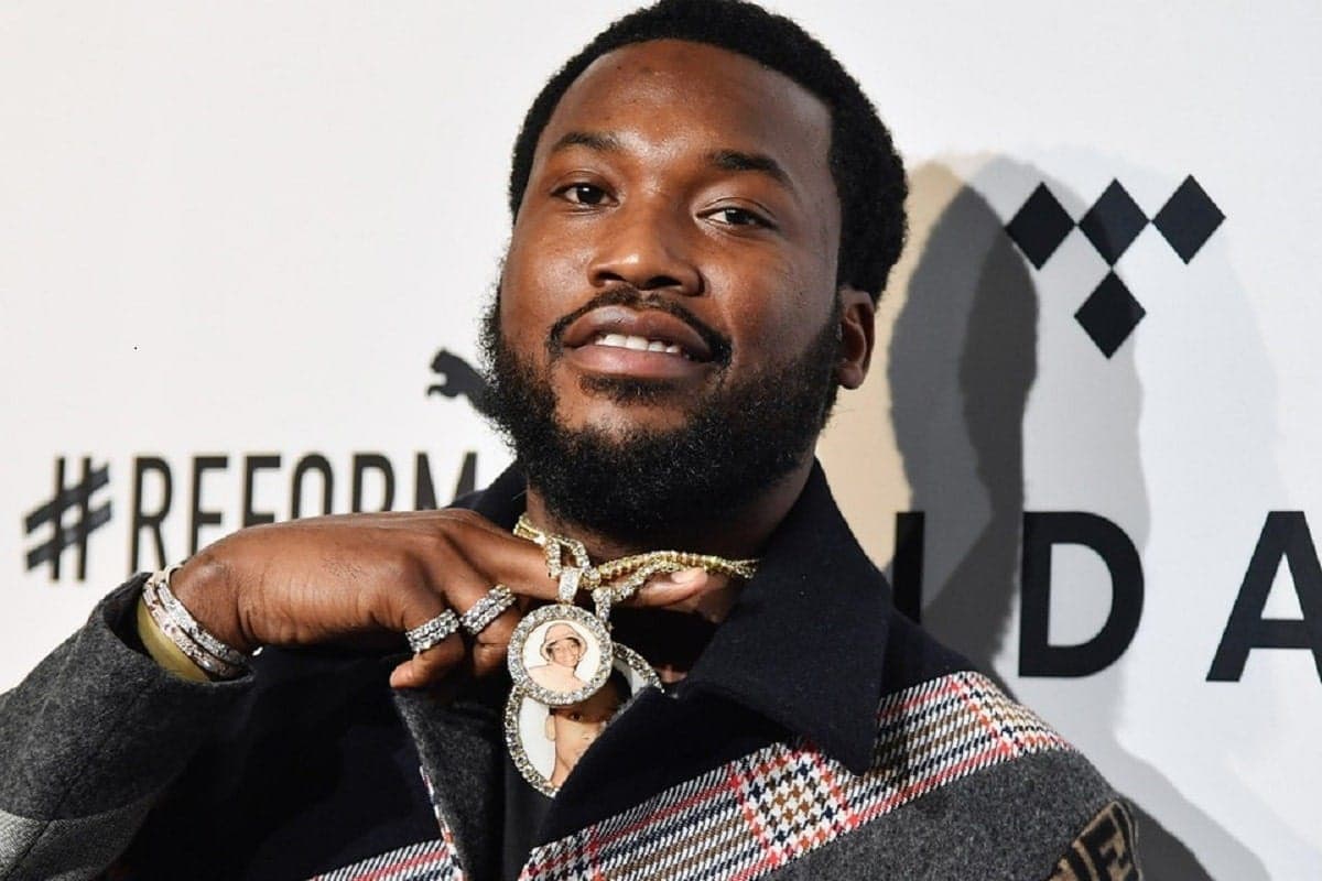 Ghana: le rappeur américain Meek Mill s’est fait dérober son téléphone par un pickpocketÂ 