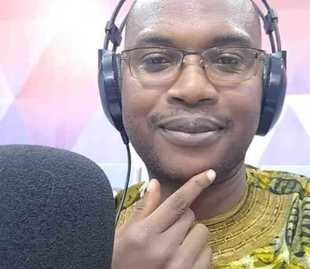 Bénin: le journaliste Virgile Ahouansè sous contrôle judiciaire, les implications