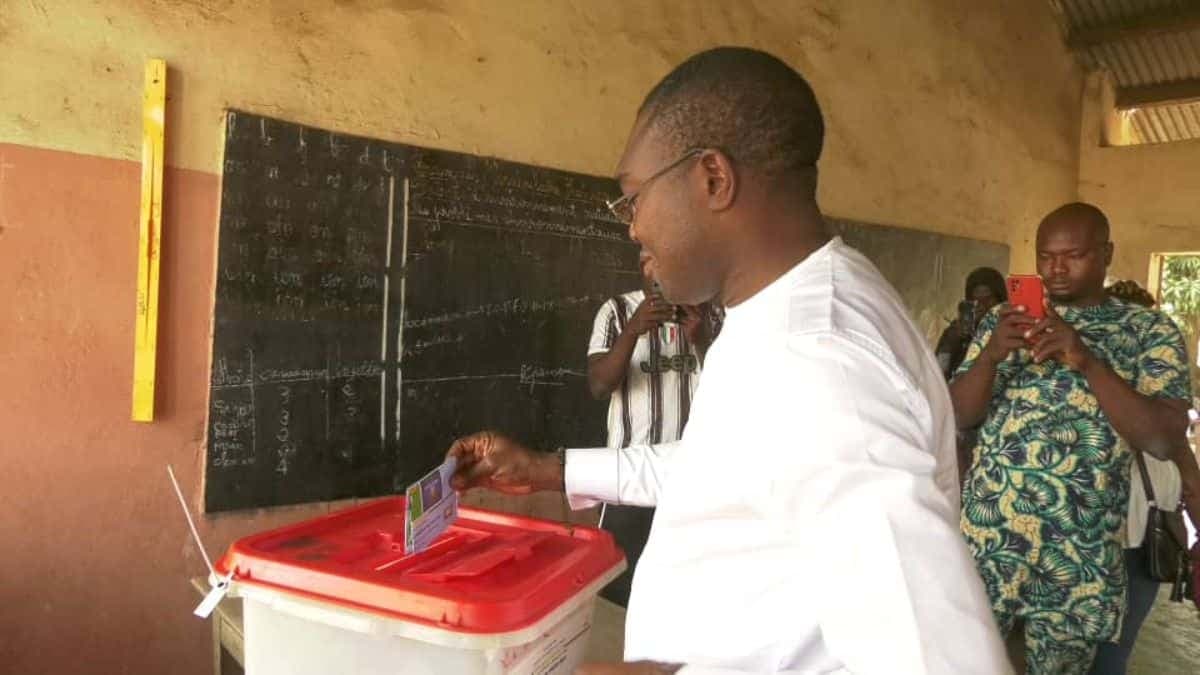 Législatives 2023 au Bénin: réaction d’Expérience Tèbè après son vote
