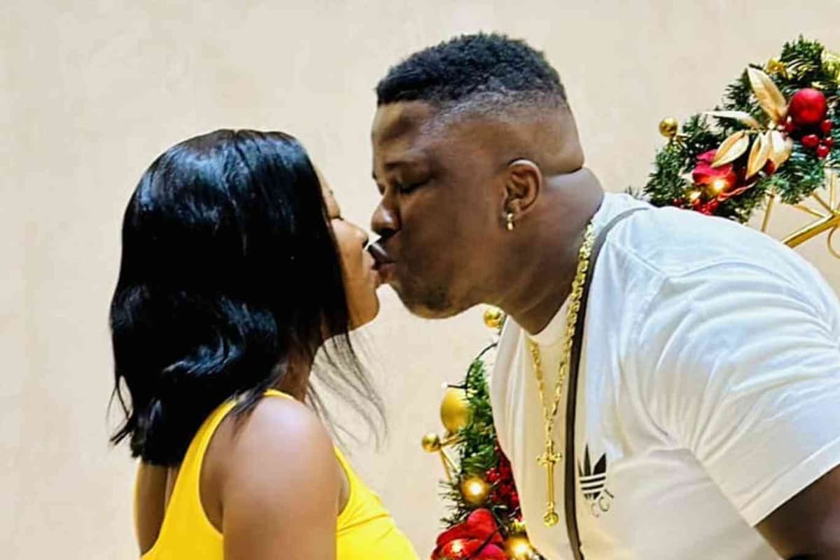 Apoutchou National quitte le célibat: l’influenceur ivoirien a trouvé l’amour en Guinée