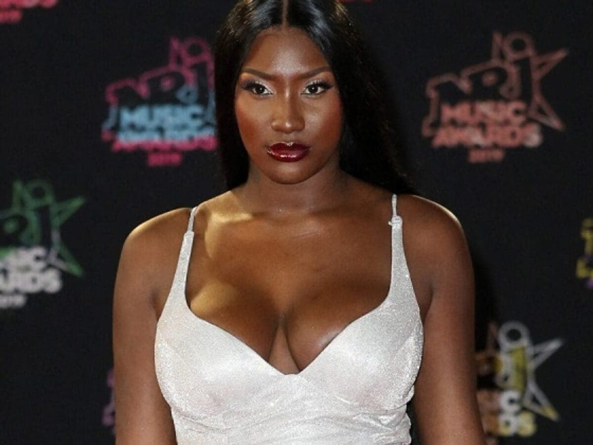 Aya Nakamura: victime de racisme, elle annonce une plainte