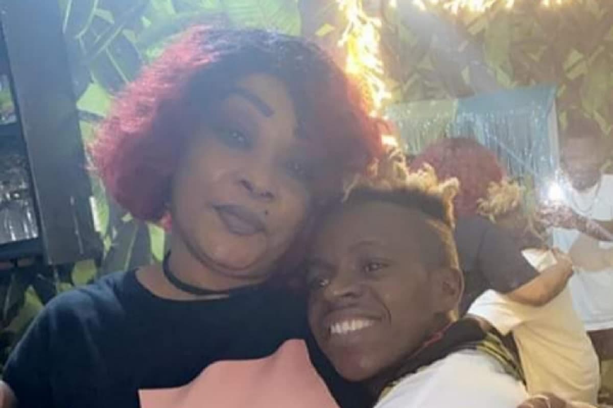 Dj Arafat: sa mère Tina Glamour adopte Dj congélateur en pleine crise avec Manadja Confirmé