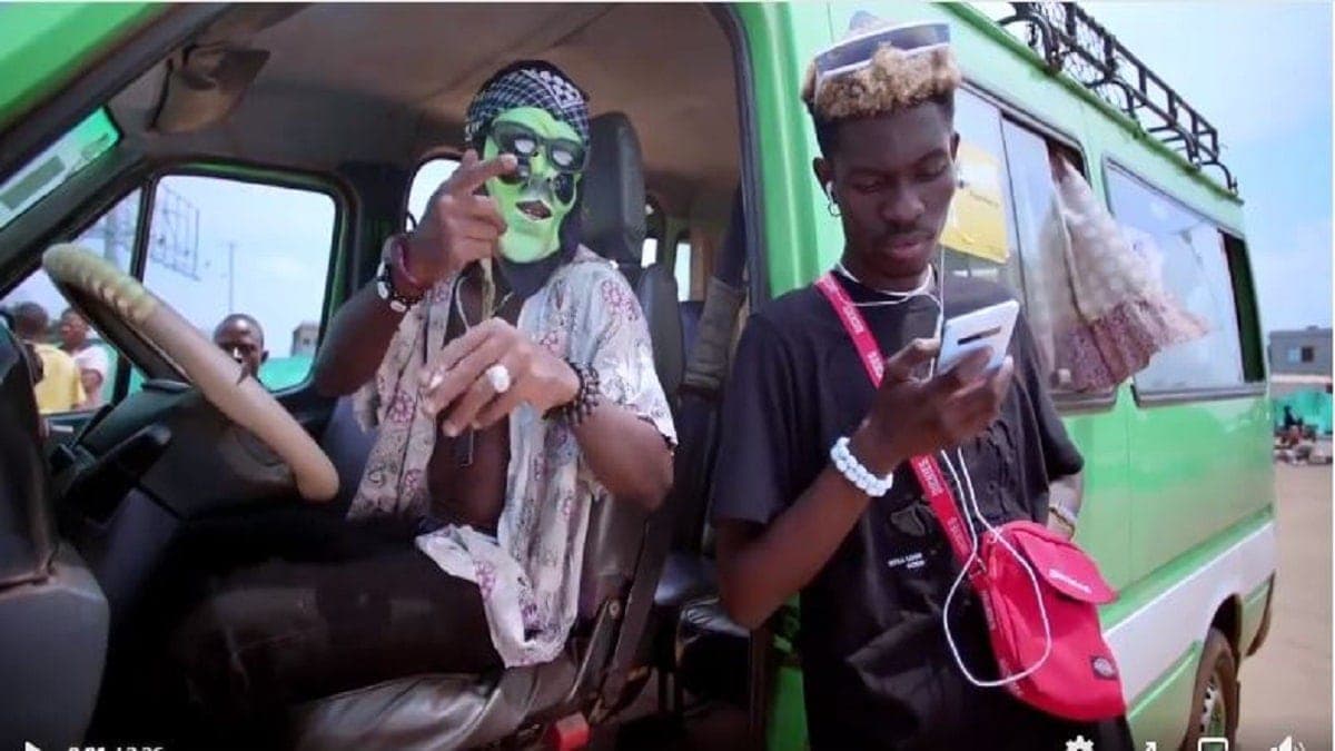 « C’est quel rap ça »? Togbè Yeton totalement déçu par ce nouveau freestyle de Bobo Wê (vidéo)