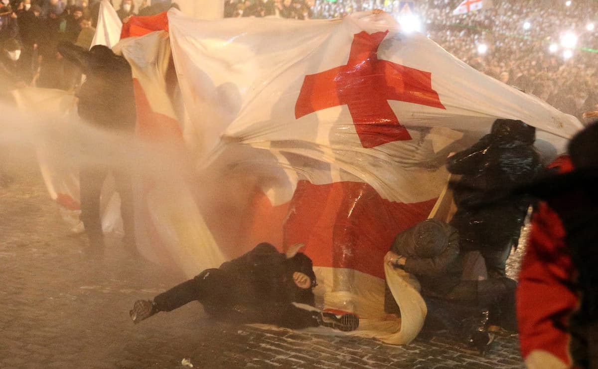 Géorgie: le parti d’opposition appelle à  de nouvelles manifestations contre une loi controversée