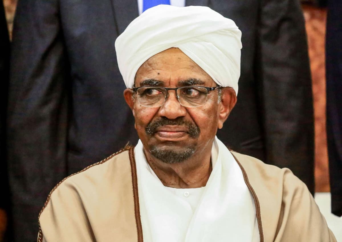 Soudan: Omar el-Béchir reste introuvable dans le chaos qui règne à  Khartoum