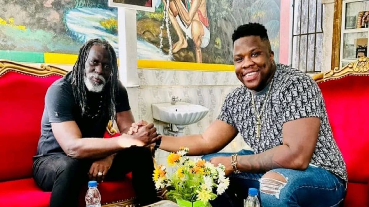 Apoutchou National: le blogueur ivoirien annonce un gros projet avec Tiken Jah Fakoly