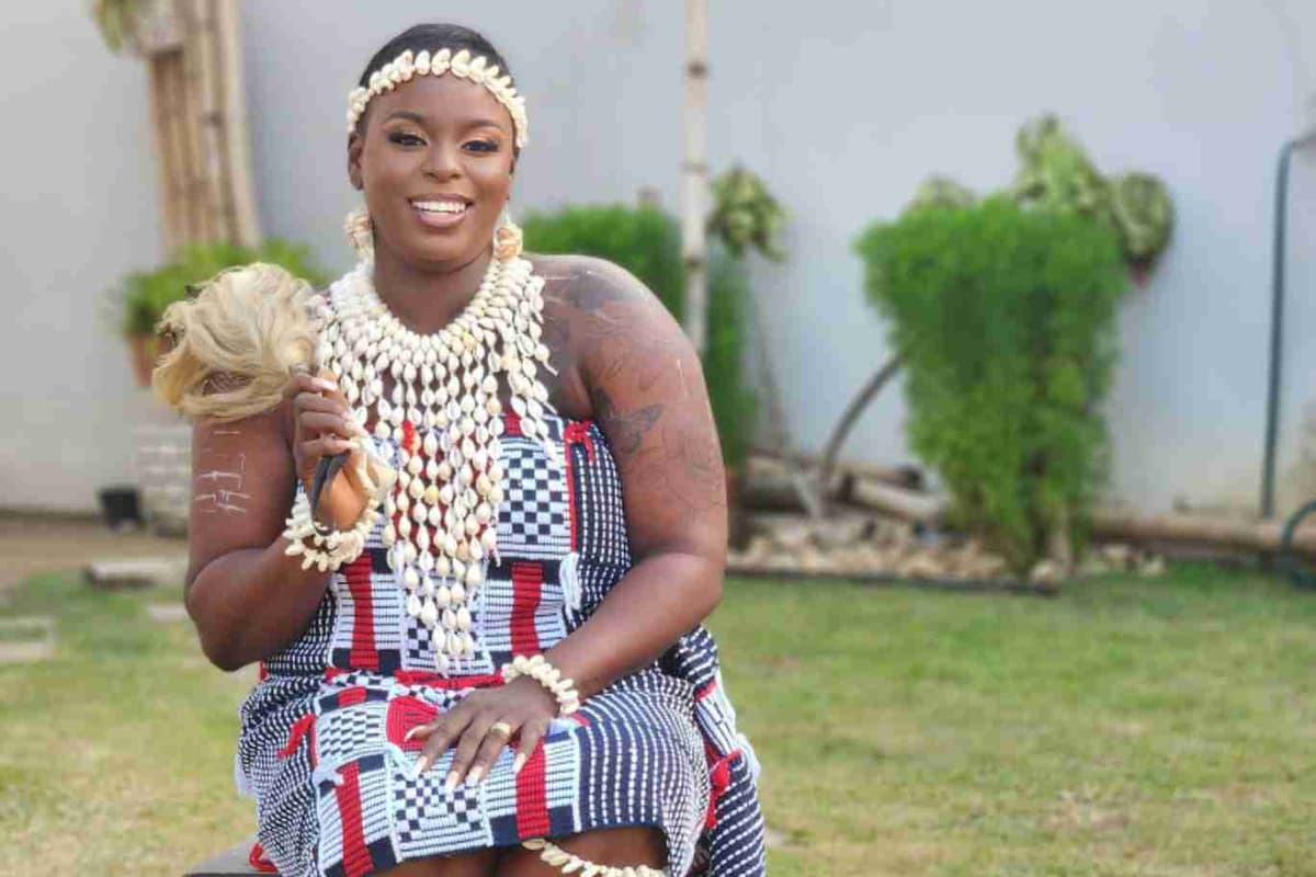 Yvidéro: l’humoriste ivoirienne mariée en cachette ? (photos)