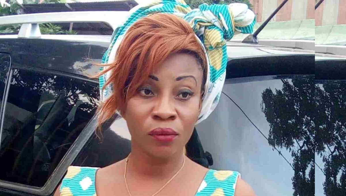 Côte d’Ivoire: la chantre Anaà«lle enchaînée au pied d’un arbre