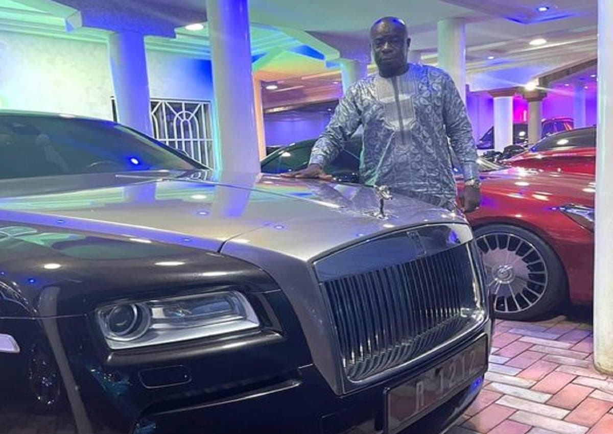« Mon boss Roi 12 12 m’a offert une Rolls-Royce … », le Père Daloa aux anges
