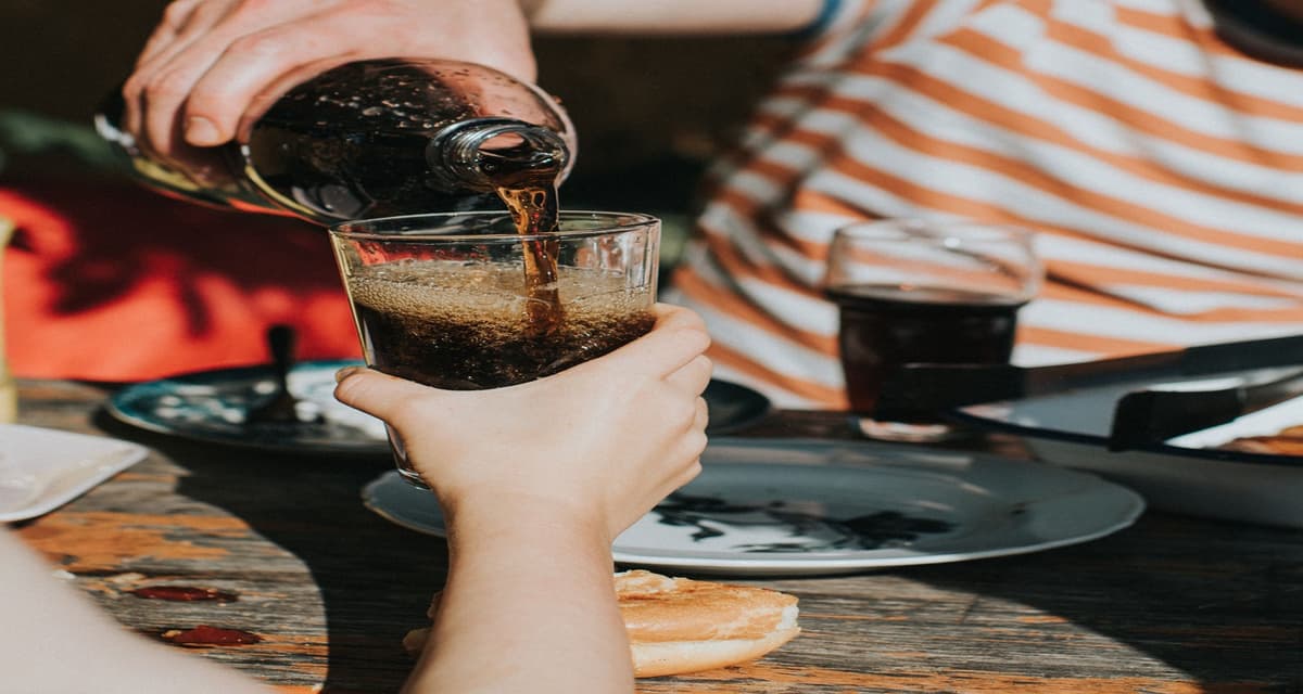 Cancer du foieÂ : cette autre boisson, facteur de risque, à  part l’alcool