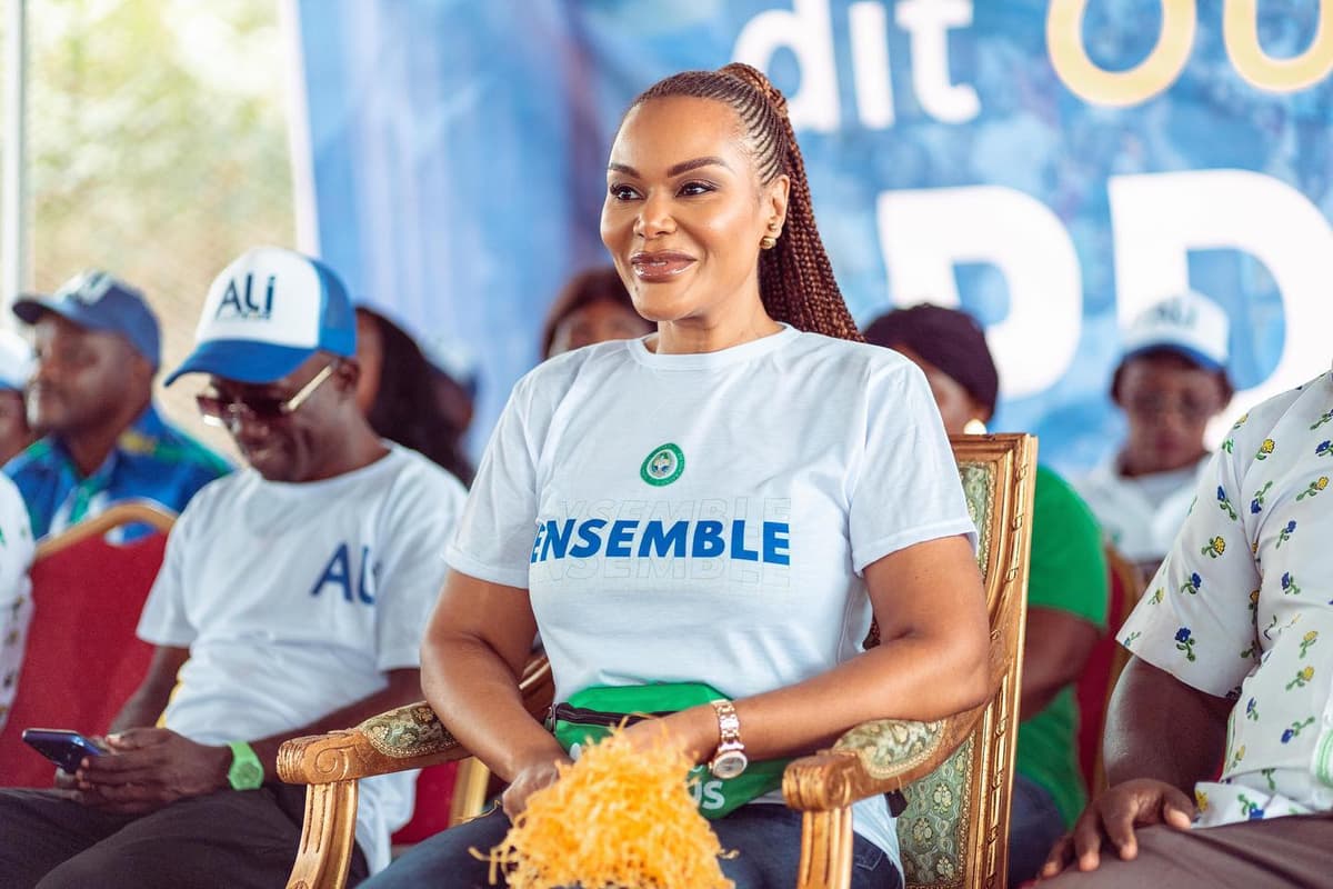 Coup d’Etat au Gabon: la fille d’Ali Bongo félicite le chef des putschistes