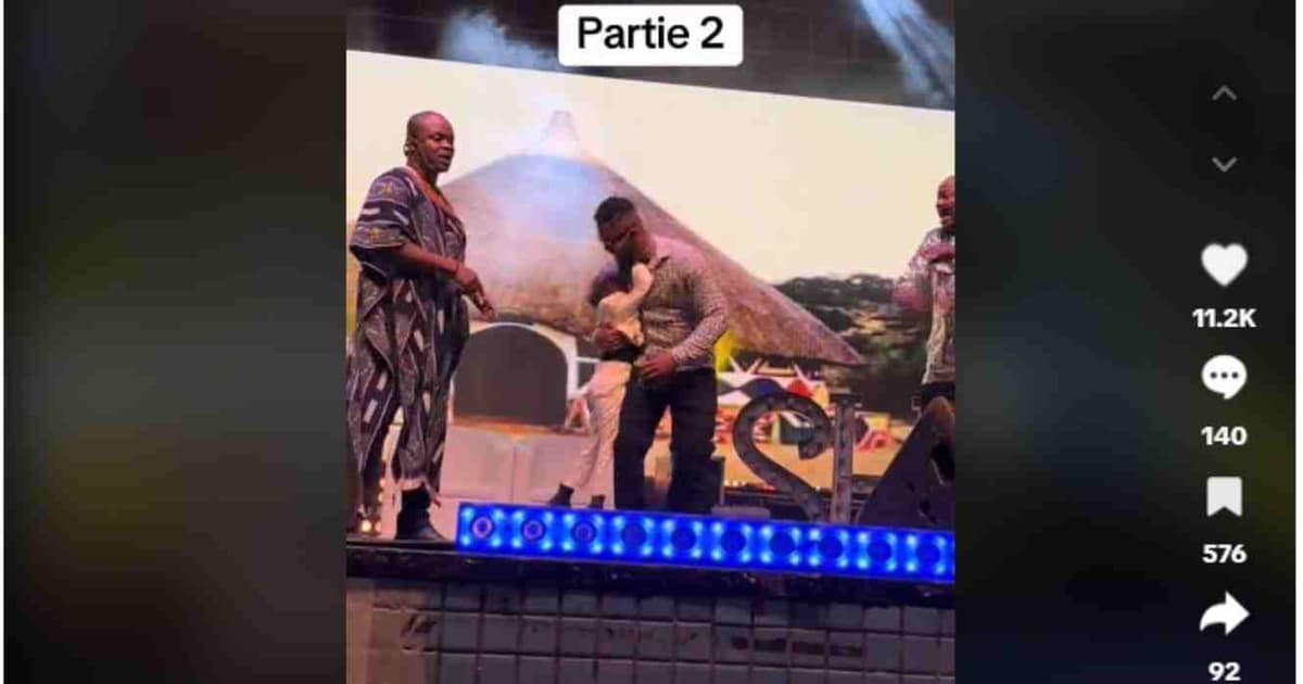 Porté dans les bras comme un enfant de 2 ans, Grand P s’explose de colère contre Ténor (vidéo)
