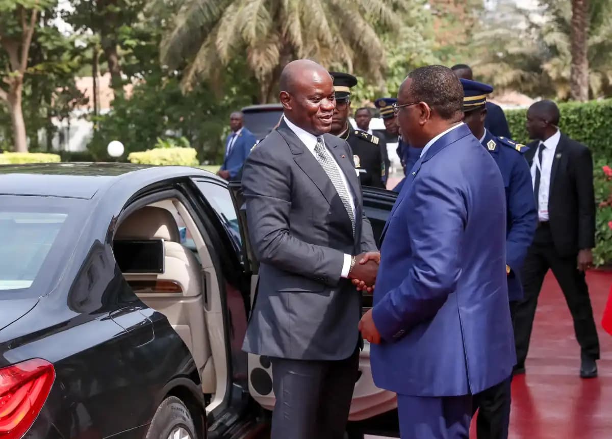 Sénégal: tête-à -tête entre Macky Sall et Brice Clotaire Oligui Nguema