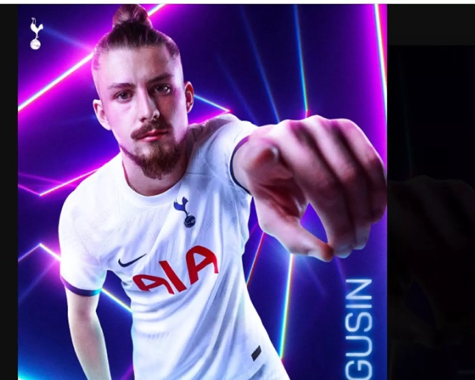 Mercato: Tottenham s’offre le Â défenseur roumain Radu Dragusin