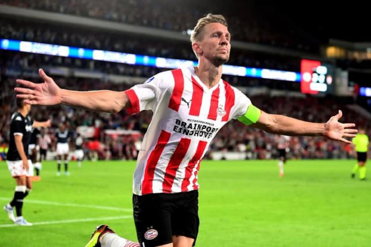 PSV: Luuk de Jong détrône Van Nistelrooy en C1