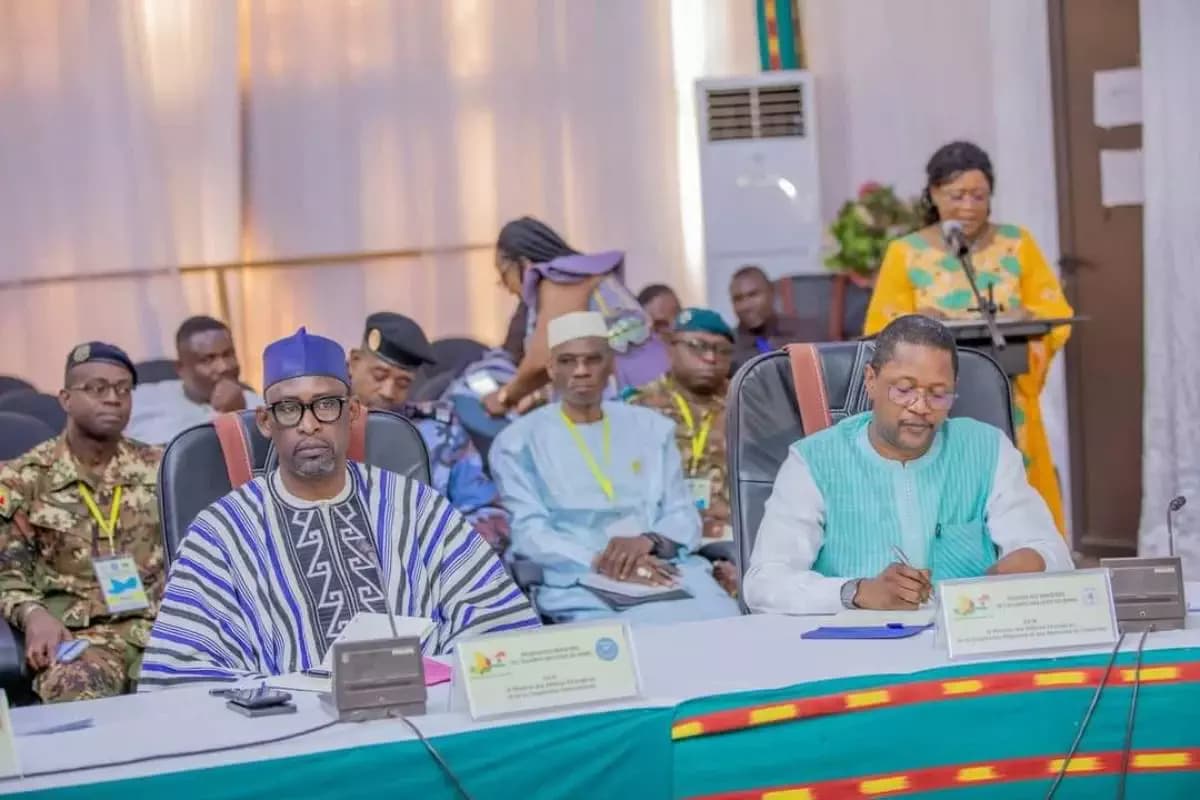 L’AES condamne la « confiscation illégale et illégitime » des avoirs du Niger par l’UEMOA