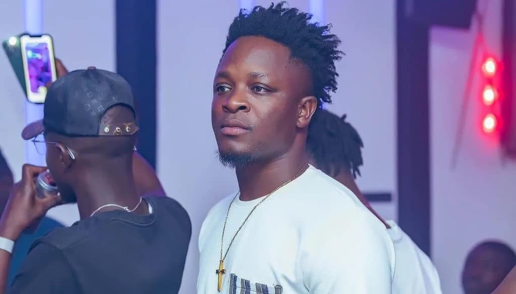 Imilo Lechanceux: des ivoiriens dézinguent le chanteur burkinabé