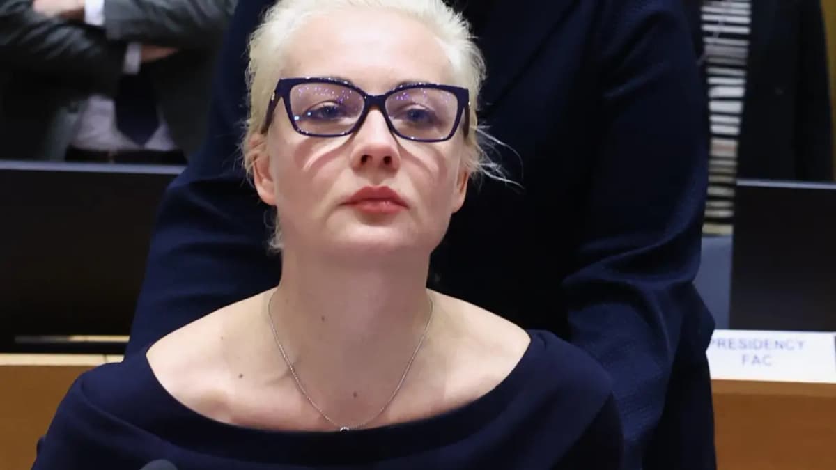 Mort d’Alexeà¯ Navalny: Twitter (X) suspend le compte de sa veuve, Ioulia Navalnaà¯a