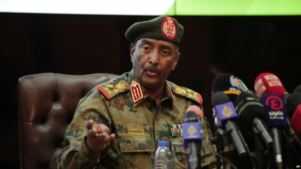 Soudan : l’armée tente de reprendre le contrôle par la force et la diplomatie