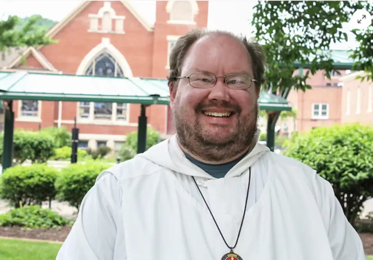 États-Unis : un moine annonce son changement de sexe avec l’accord d’un évêque